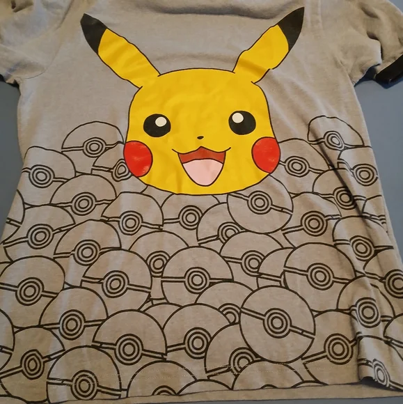 Pokémon shirt. - Picture 1 of 2